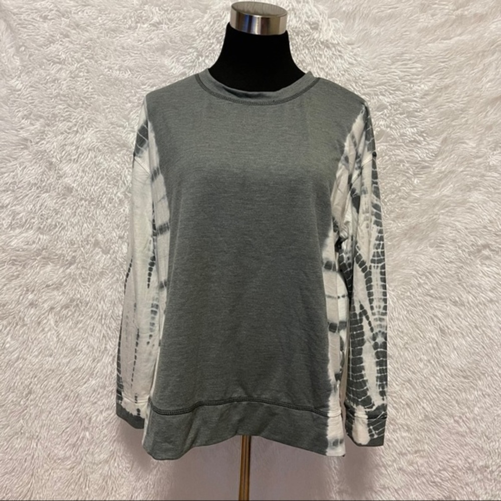 New Directions Women’s Gray Pullover Tie-Dye Long Sleeve Sweater